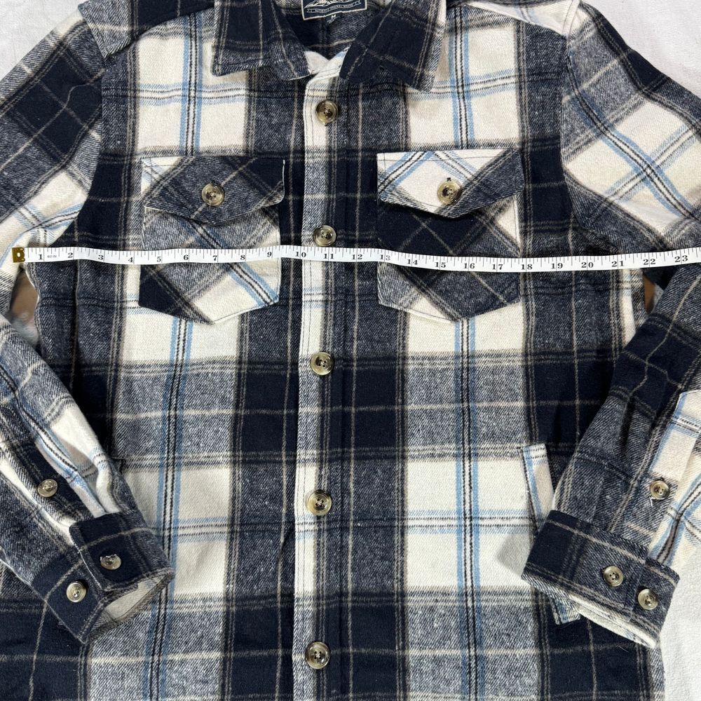 Distortion Navy Blue Plaid Heavy Flannel Button-Up Long Sleeve Shirt Size‎ M - Picture 6 of 7